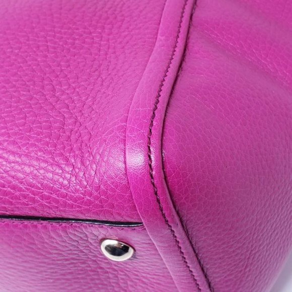 Auth GUCCI Soho Fuchsia Calfskin Crossbody Bag - Picture 11 of 16